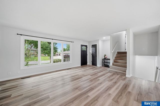 5720 S 50 Street, Lincoln, NE 68516