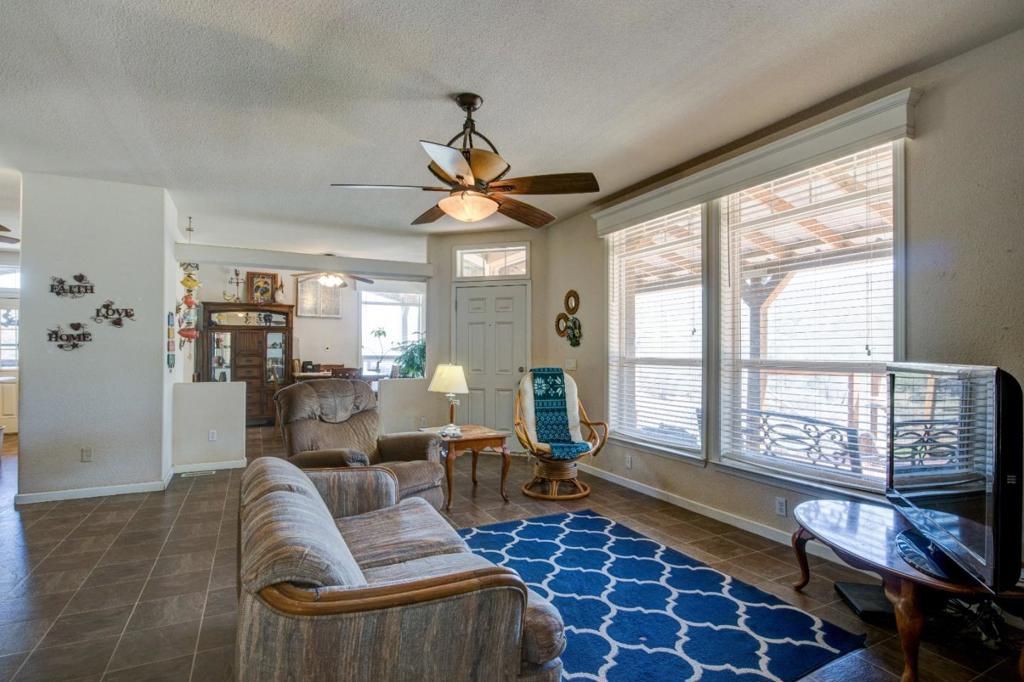Image 11 of property listing at 17997 Del Puerto Canyon Road, Patterson, CA 95363
