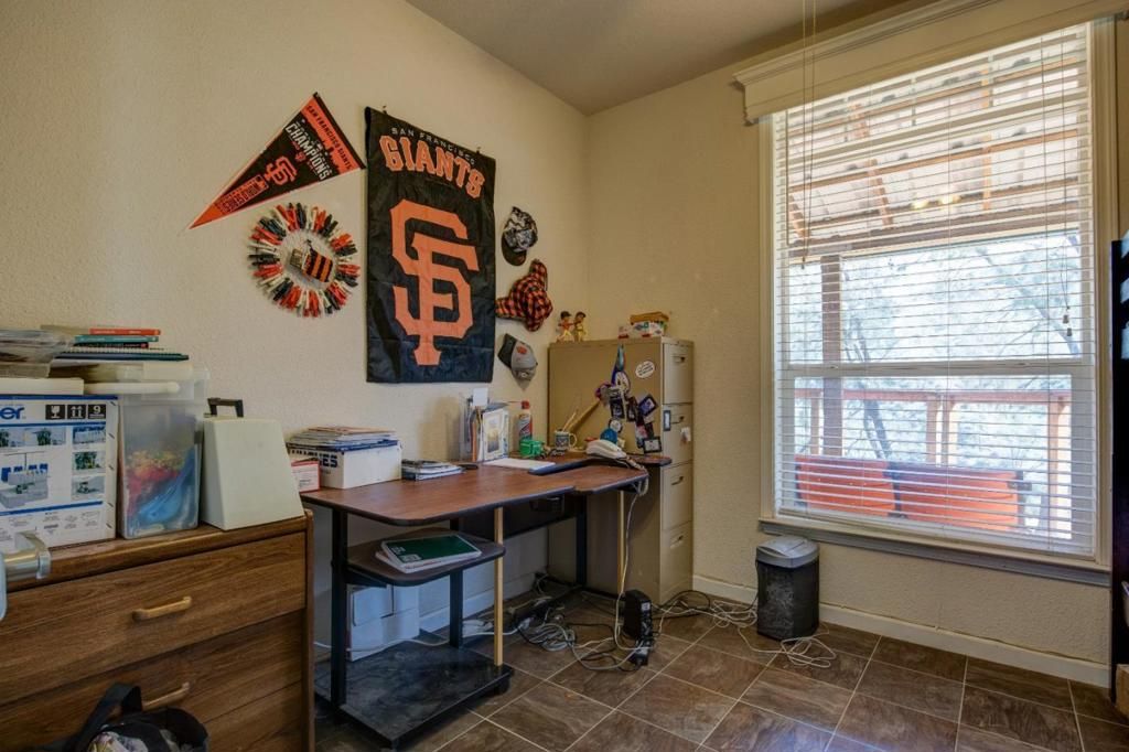 Image 22 of property listing at 17997 Del Puerto Canyon Road, Patterson, CA 95363