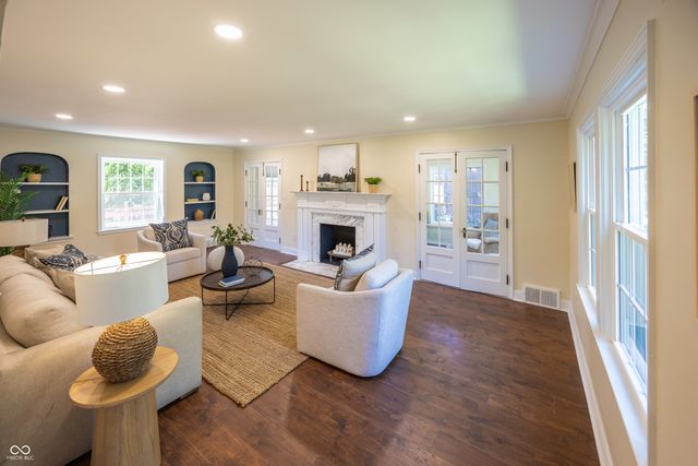 415 E 45th Street, Indianapolis, IN 46205