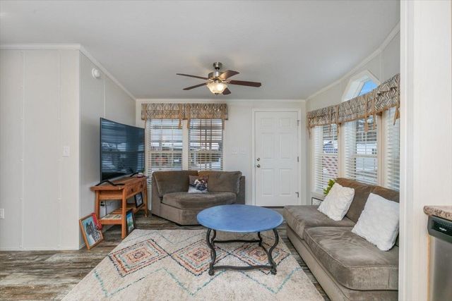 53 Hagop Road, Salem, NH 03079