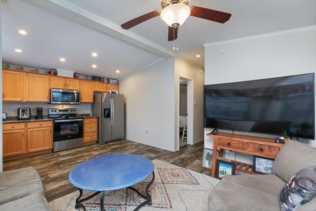 53 Hagop Road, Salem, NH 03079