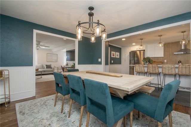 17 Rosedale Court, Middletown, RI 02842