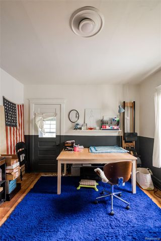 708 W Euclid Street, Detroit, MI 48202