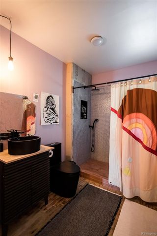 708 W Euclid Street, Detroit, MI 48202