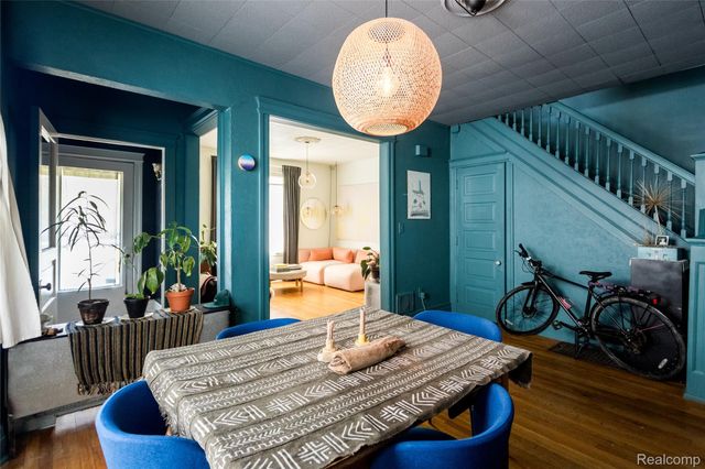 708 W Euclid Street, Detroit, MI 48202