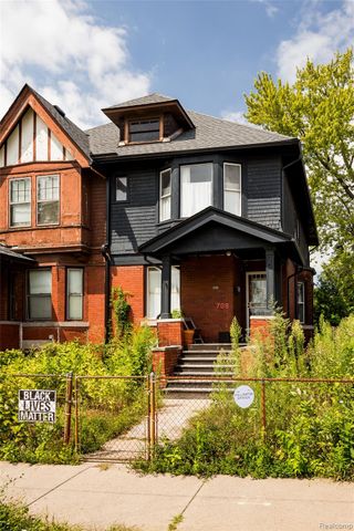 708 W Euclid Street, Detroit, MI 48202