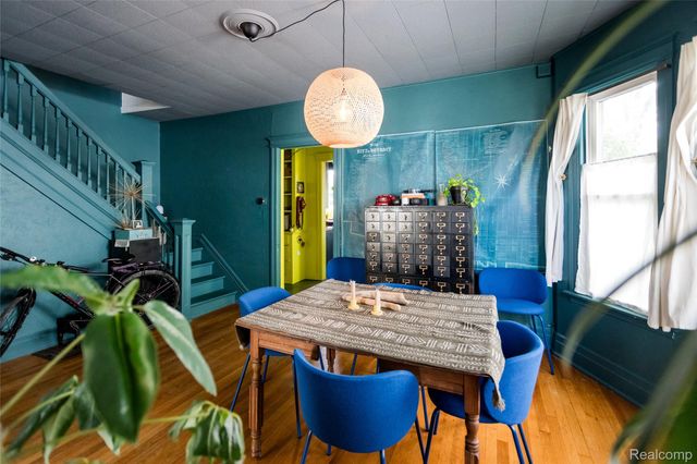 708 W Euclid Street, Detroit, MI 48202