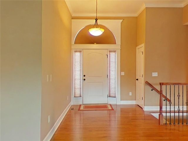 19367 Tomahawk Lane, St Joseph, MO 64505