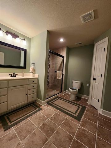 19367 Tomahawk Lane, St Joseph, MO 64505