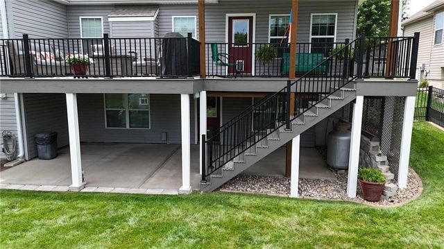 19367 Tomahawk Lane, St Joseph, MO 64505