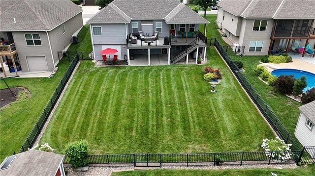 19367 Tomahawk Lane, St Joseph, MO 64505