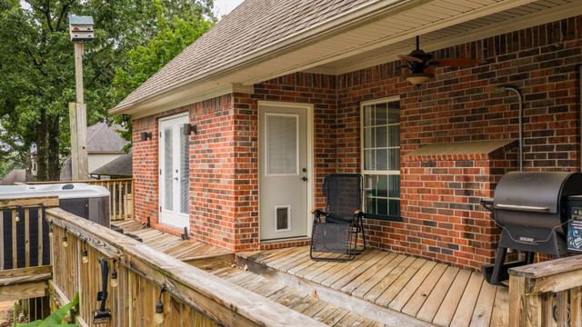 34 Trenton Drive, Greenbrier, AR 72058