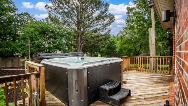 34 Trenton Drive, Greenbrier, AR 72058