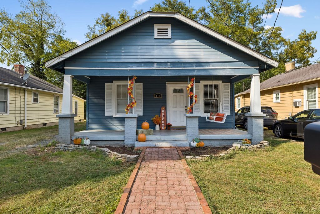 817 E Vine St, Murfreesboro, TN 37130