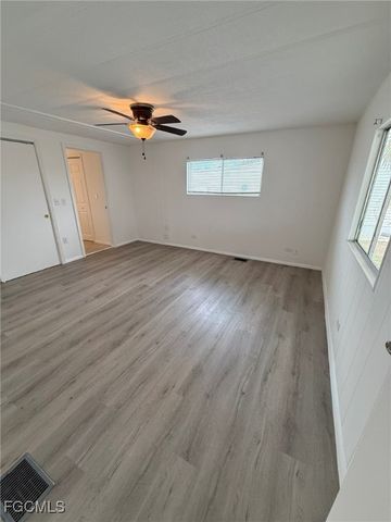 5509 Harbor LN, North Fort Myers, FL 33917