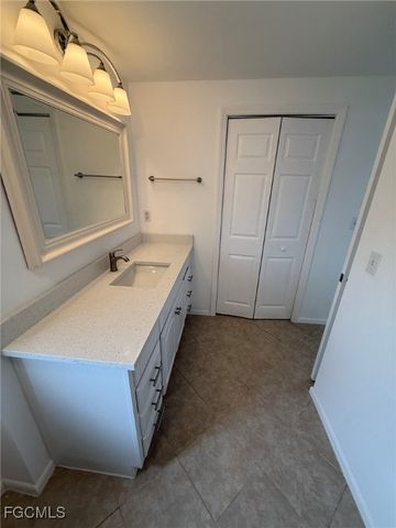 5509 Harbor LN, North Fort Myers, FL 33917