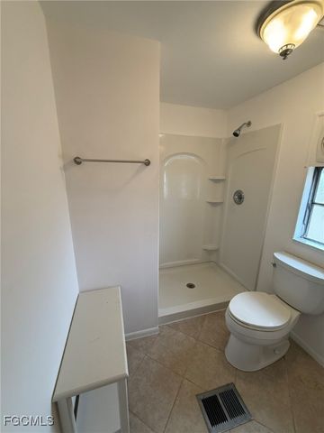 5509 Harbor LN, North Fort Myers, FL 33917