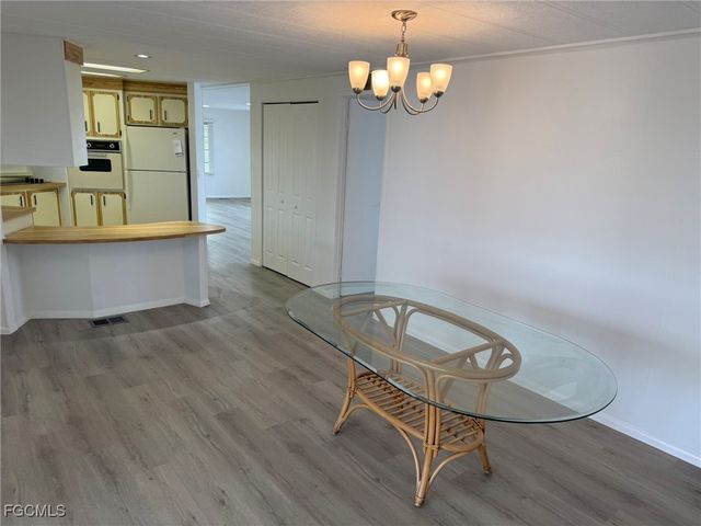 5509 Harbor LN, North Fort Myers, FL 33917