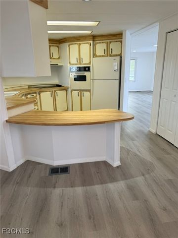 5509 Harbor LN, North Fort Myers, FL 33917