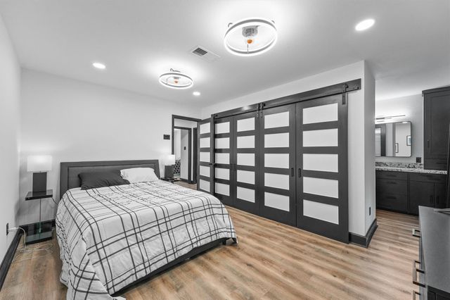 2206 W Settlers Way, The Woodlands, TX 77380