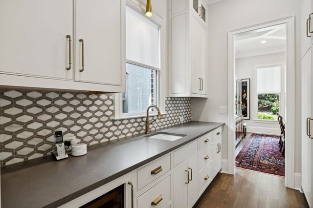 3542 Richland Ave, Nashville, TN 37205