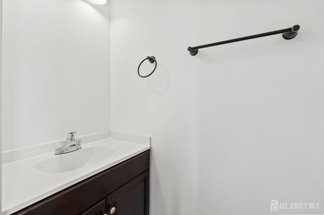 84 Goodwin Drive, North Brunswick, NJ 08902