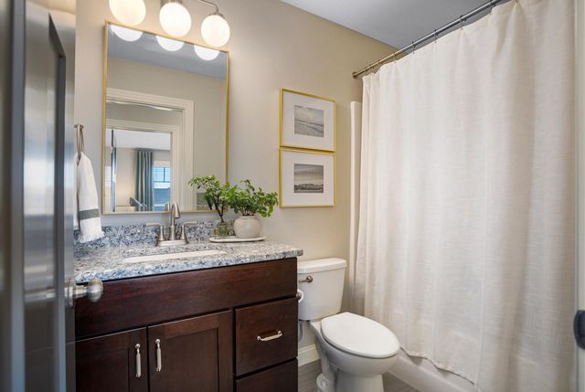 1501 Valley Bluffs Dr. SE, Minot, ND 58701