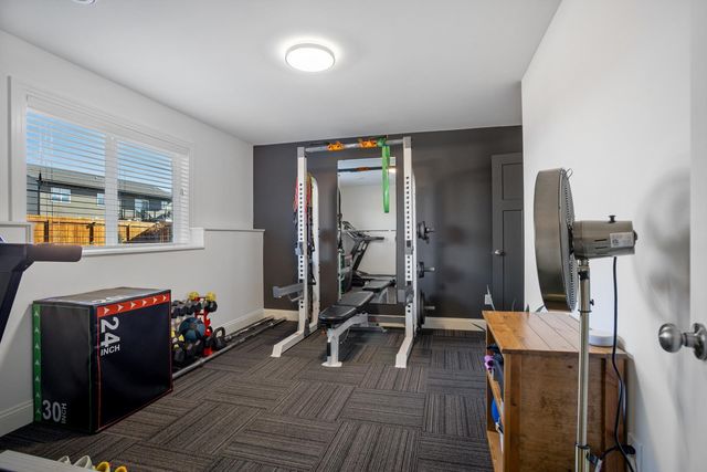 1501 Valley Bluffs Dr. SE, Minot, ND 58701