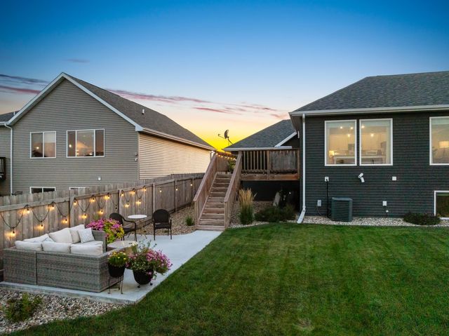 1501 Valley Bluffs Dr. SE, Minot, ND 58701