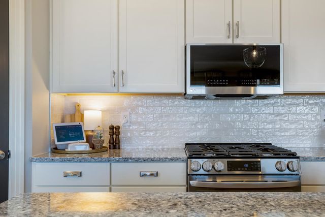 1501 Valley Bluffs Dr. SE, Minot, ND 58701