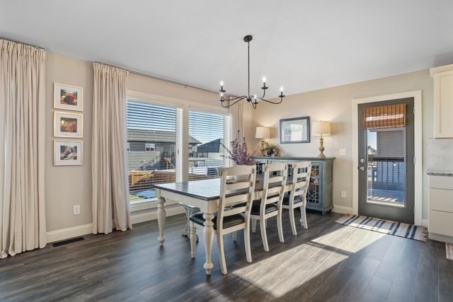 1501 Valley Bluffs Dr. SE, Minot, ND 58701