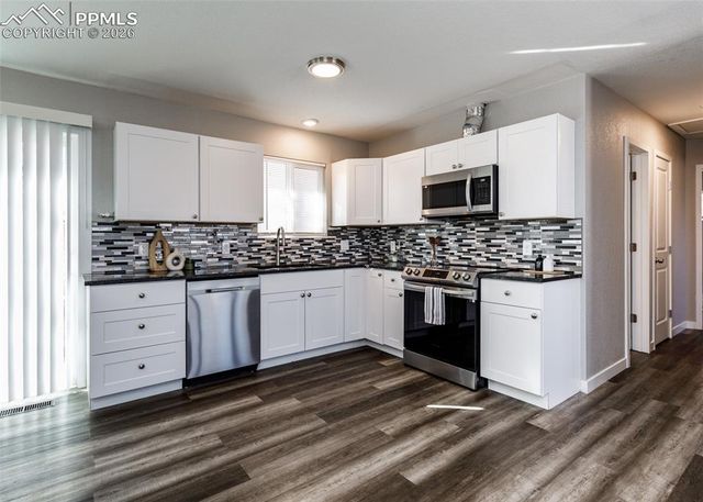 1829 N Queens Avenue, Pueblo, CO 81001