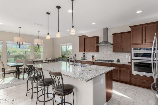 11049 E THATCHER Avenue, Mesa, AZ 85212