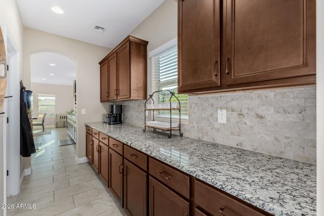 11049 E THATCHER Avenue, Mesa, AZ 85212