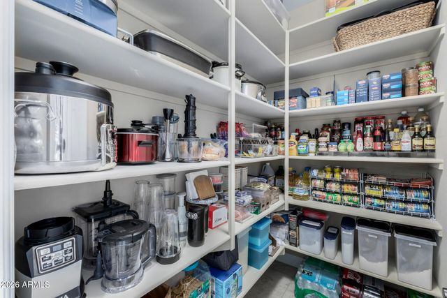 11049 E THATCHER Avenue, Mesa, AZ 85212