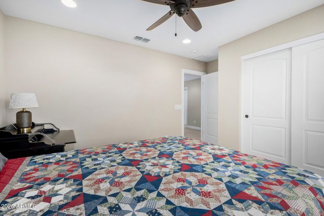 11049 E THATCHER Avenue, Mesa, AZ 85212