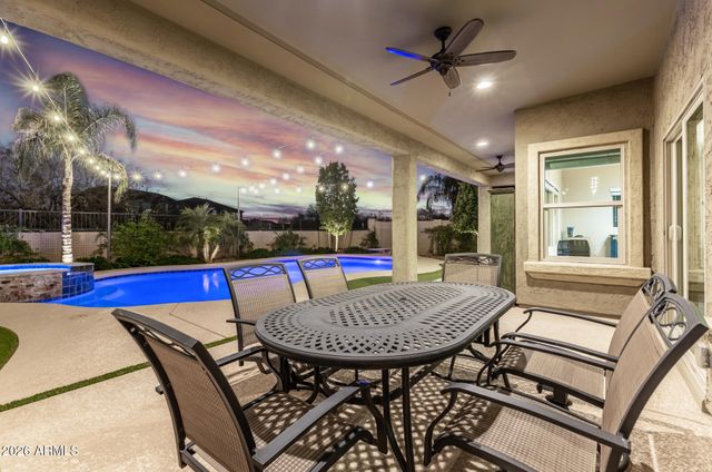 11049 E THATCHER Avenue, Mesa, AZ 85212