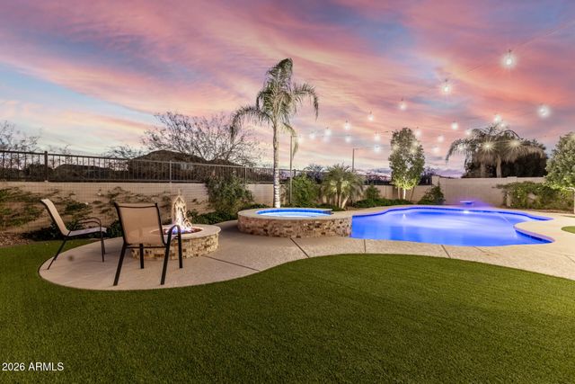 11049 E THATCHER Avenue, Mesa, AZ 85212