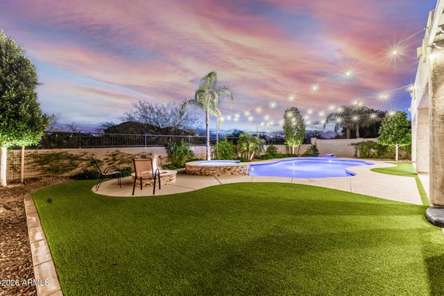 11049 E THATCHER Avenue, Mesa, AZ 85212