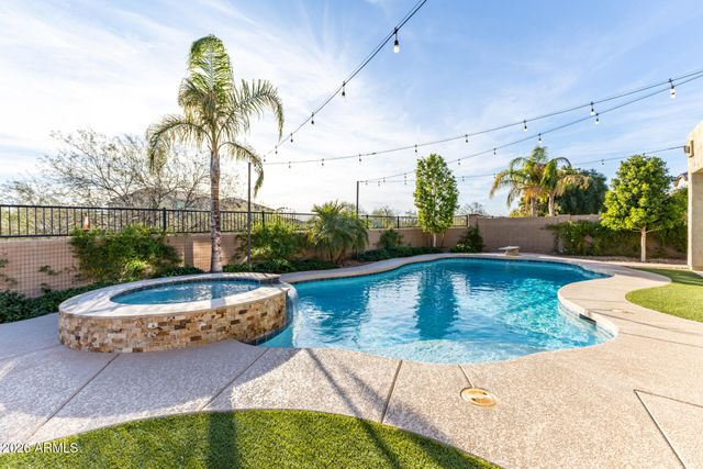 11049 E THATCHER Avenue, Mesa, AZ 85212
