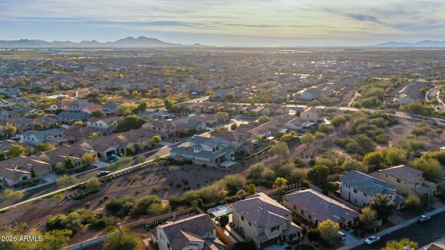 11049 E THATCHER Avenue, Mesa, AZ 85212