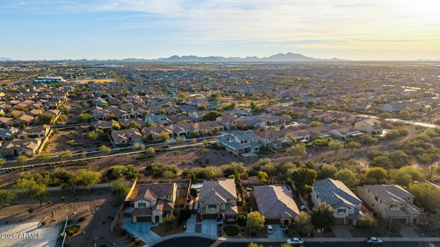 11049 E THATCHER Avenue, Mesa, AZ 85212