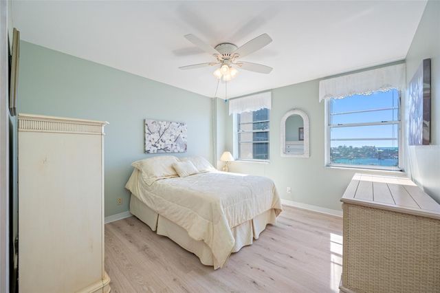 10355 PARADISE BOULEVARD 614, Treasure Island, FL 33706