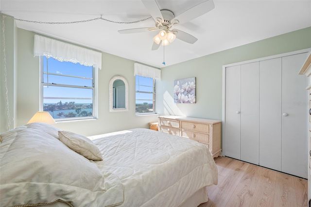 10355 PARADISE BOULEVARD 614, Treasure Island, FL 33706