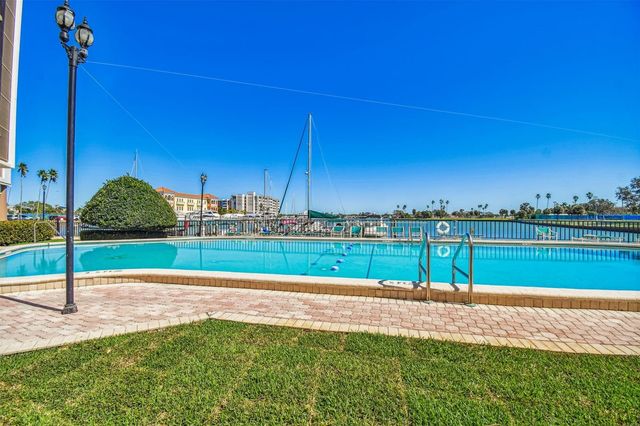 10355 PARADISE BOULEVARD 614, Treasure Island, FL 33706