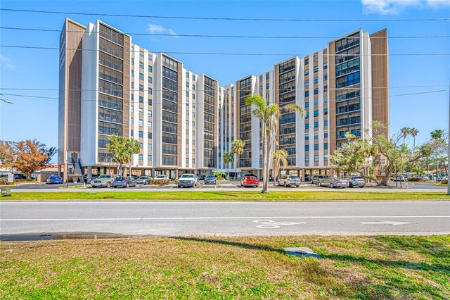 10355 PARADISE BOULEVARD 614, Treasure Island, FL 33706