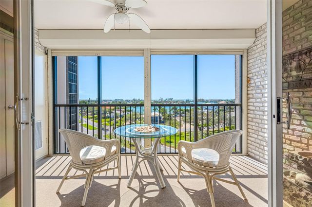 10355 PARADISE BOULEVARD 614, Treasure Island, FL 33706