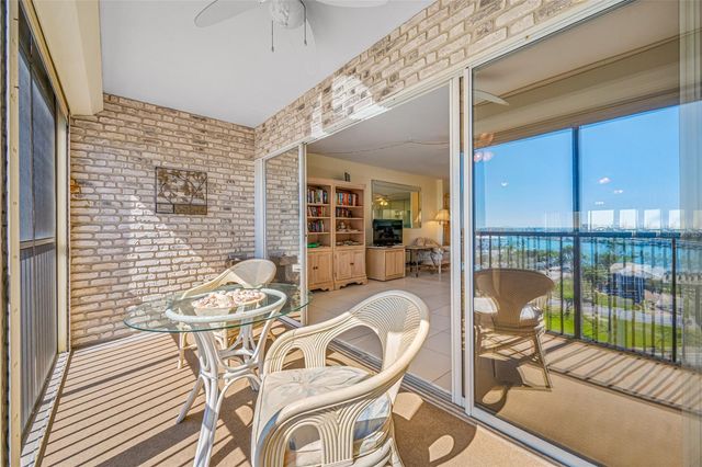 10355 PARADISE BOULEVARD 614, Treasure Island, FL 33706