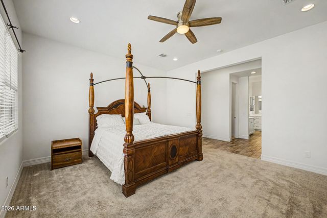 3740 E SAGEBRUSH Street, Gilbert, AZ 85296